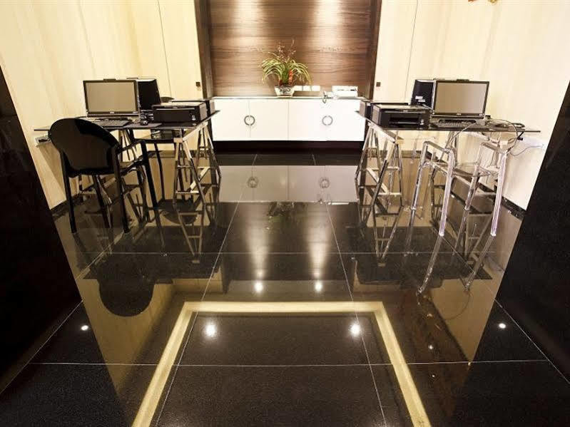 Royal Group Hotel Ho Yi Branch Kaohsiung Exterior foto